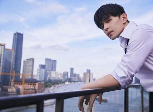 邓伦谭松韵最新爆料,甜蜜互动引粉丝热议,幕后故事揭秘!